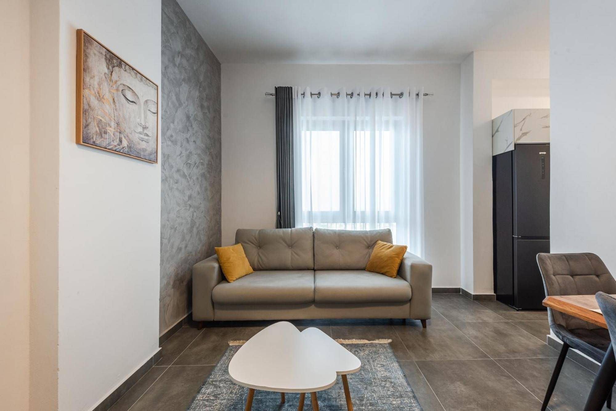 Royal Hill Apartments By Ps Durrës 外观 照片