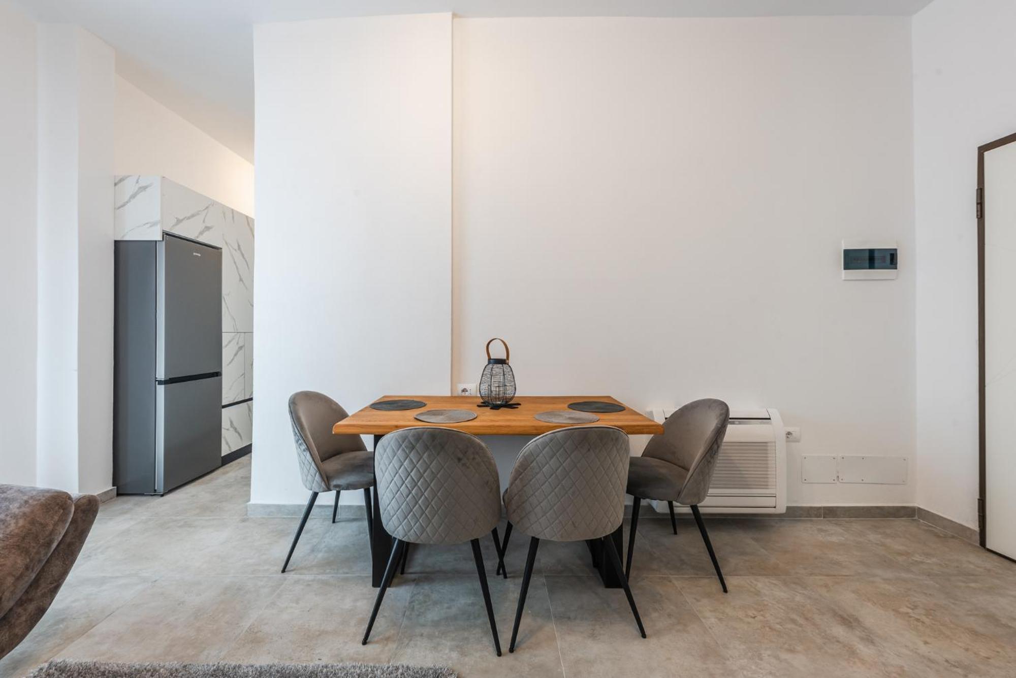 Royal Hill Apartments By Ps Durrës 外观 照片