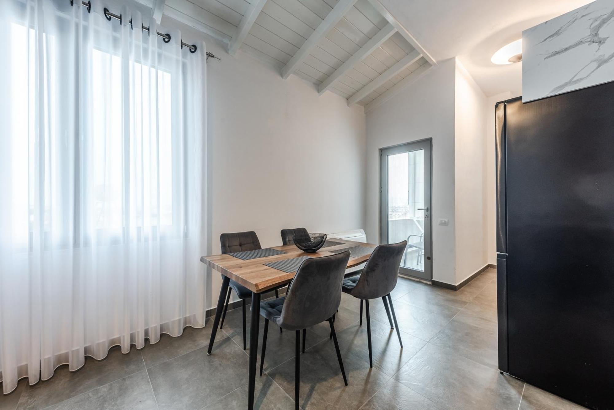 Royal Hill Apartments By Ps Durrës 外观 照片